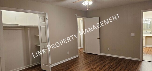 Building Photo - 7183 Holland Ln