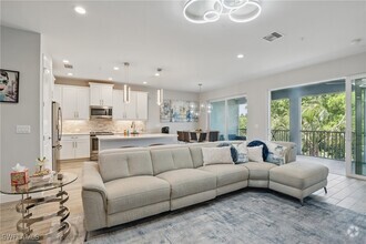 Building Photo - 2567 Seychelles Dr