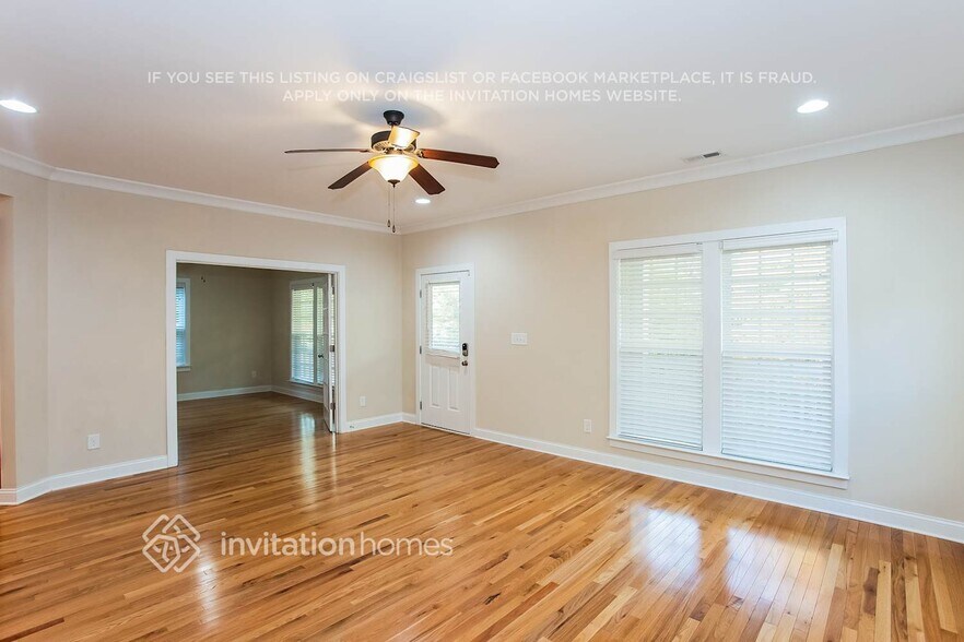 Building Photo - 14051 Old Vermillion Dr