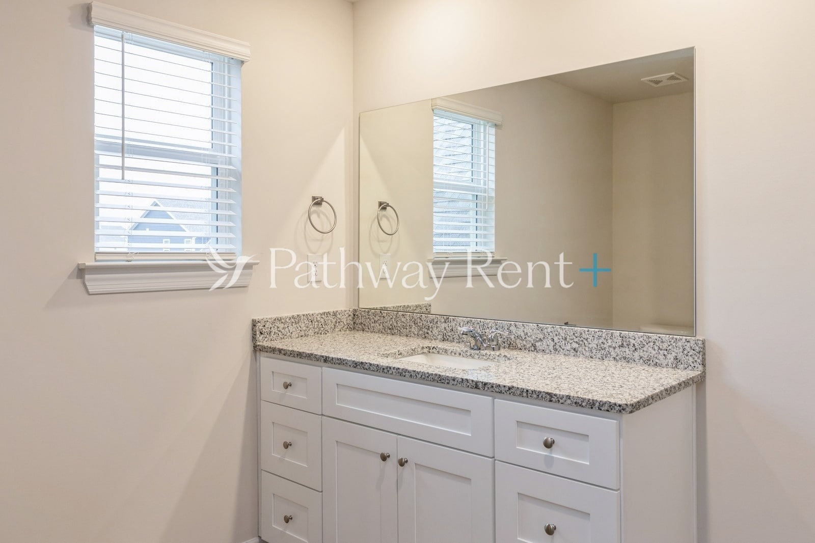 Building Photo - 2423 Nabali Wy