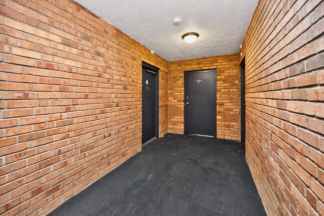 Building Photo - 3505 Telford St