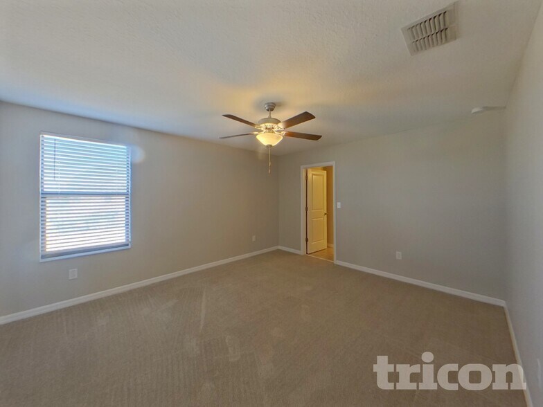 Building Photo - 7116 Salt River Ave