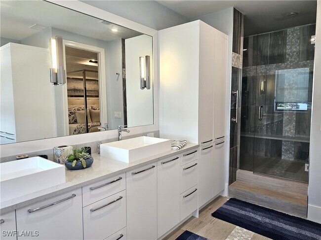 Building Photo - 10620 Gulf Shore Dr