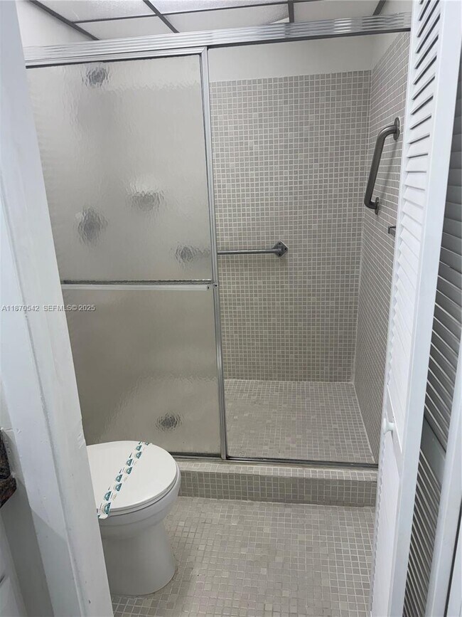 Building Photo - 9620 W McNab Rd