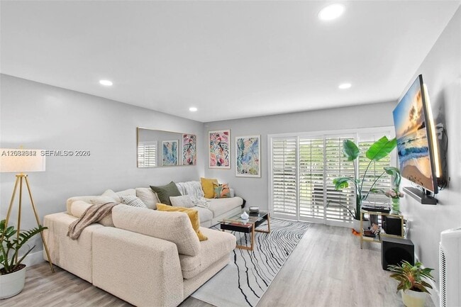 Building Photo - 7725 SW 86th St