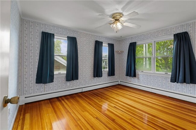 Building Photo - 58 Bedlow Ave
