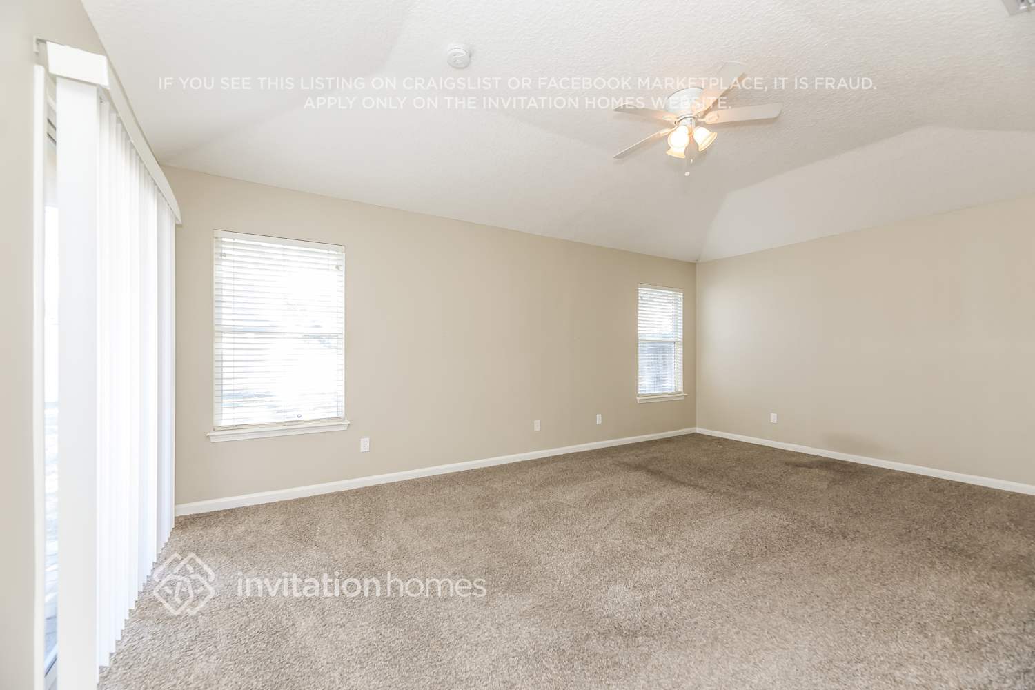 Building Photo - 3675 Blue Wing Ct