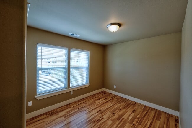 Building Photo - 61167 Cone Flower St