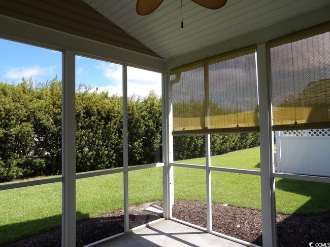 Building Photo - 185 Fulbourn Pl