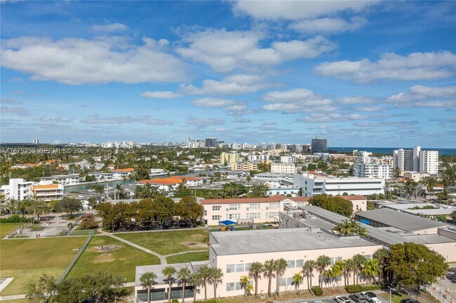 Building Photo - 7441 Wayne Ave