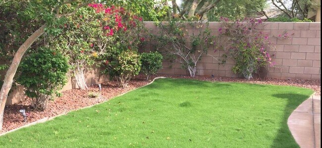 Building Photo - 1122 Oro Ridge