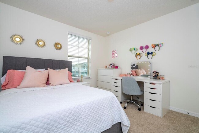 Building Photo - 12032 Holystone St