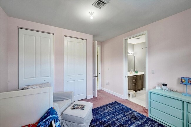 Building Photo - 3534 Forest View Cir