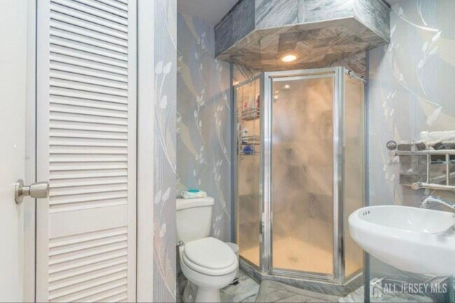 Building Photo - 1912 Montgomery St