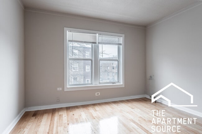 Building Photo - 5662 N Ridge Ave