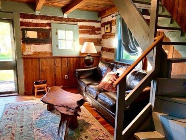 Building Photo - Writer's Retreat is a sweet rustic log cabin with 1 BR, 1 Ba located 4 miles from Lexington.