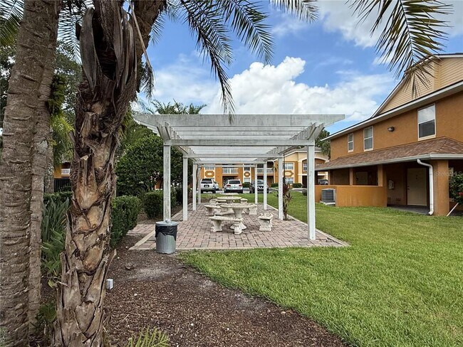 Building Photo - 4600 E Moody Blvd