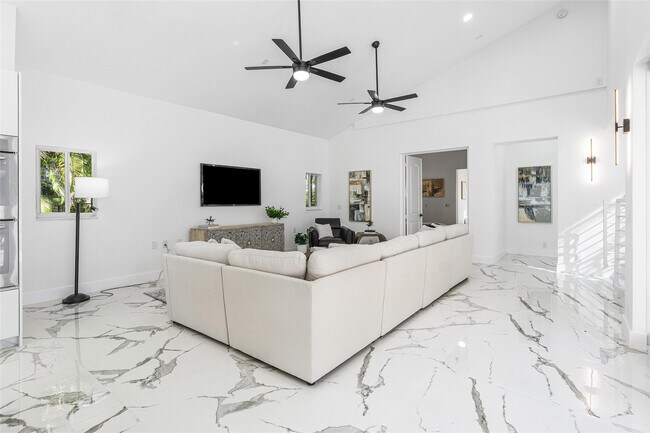 Building Photo - 7132 NW 62nd Terrace