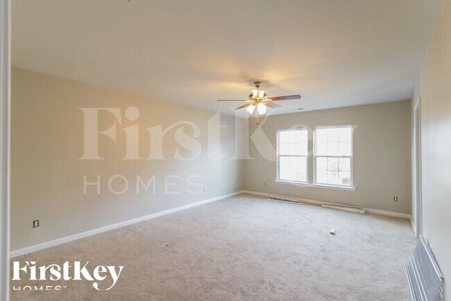 Building Photo - 202 Swamp Creek Ln