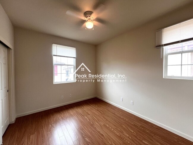 Building Photo - Beautiful 4bd/2.5ba Folsom Home with 2 Car Garage!