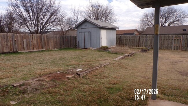 Building Photo - Lee West Estates, close to Hospital, shopping and restaurants