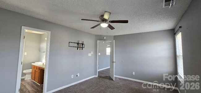 Building Photo - 10623 Campion Ct