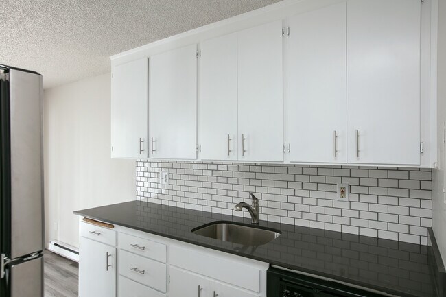 Building Photo - Timber Grove Apartments in Lynnwood, WA