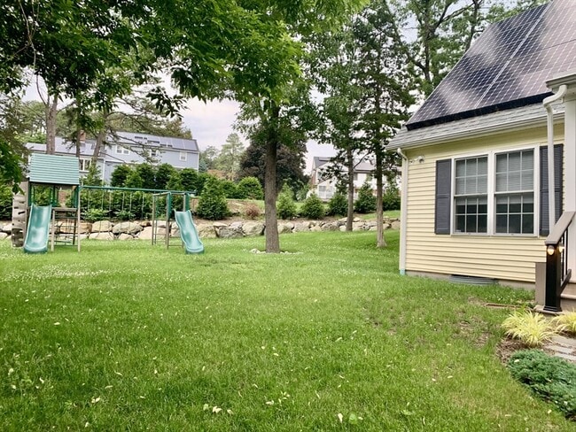 Building Photo - 22 Amberwood Dr