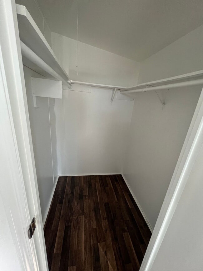 Building Photo - 2 Bedroom, 2 Bathroom Singlewide in Shady Creek Mobile Estates *LAWN CARE INCLUDED* Pikeville sch...