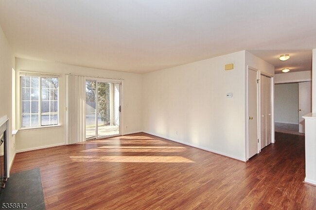 Building Photo - 87 Mayfield Rd