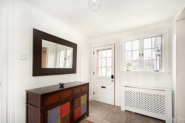 Building Photo - 75 Tower Ave