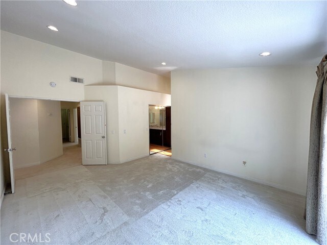 Building Photo - 904 Sky Meadow Pl