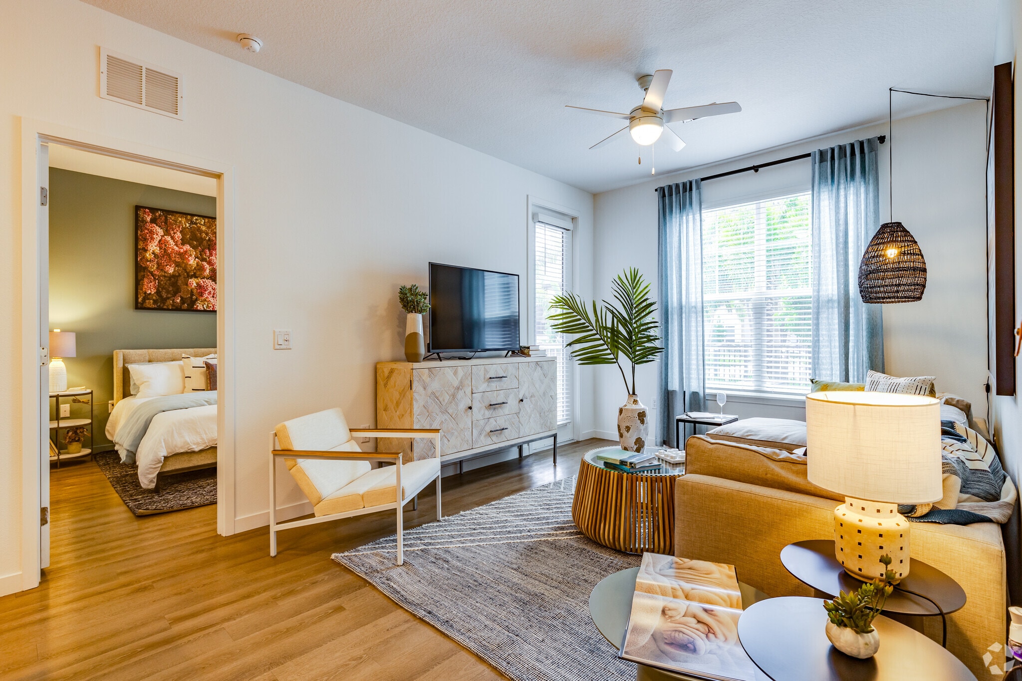 1 BR, 1 BA - 727 SF - Jefferson Lake Howell