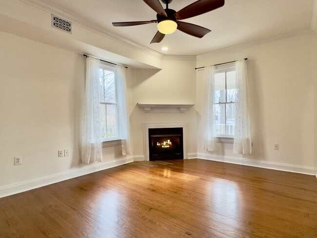 Building Photo - 625 Goldsborough St