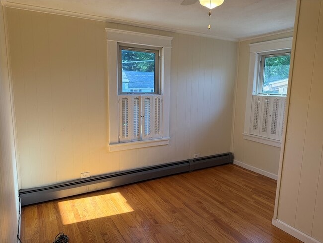 Building Photo - 151 Cayuta St