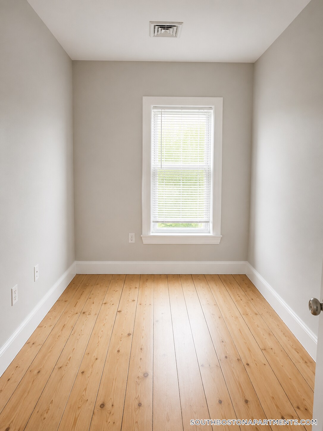 Building Photo - 14 Humboldt Pl