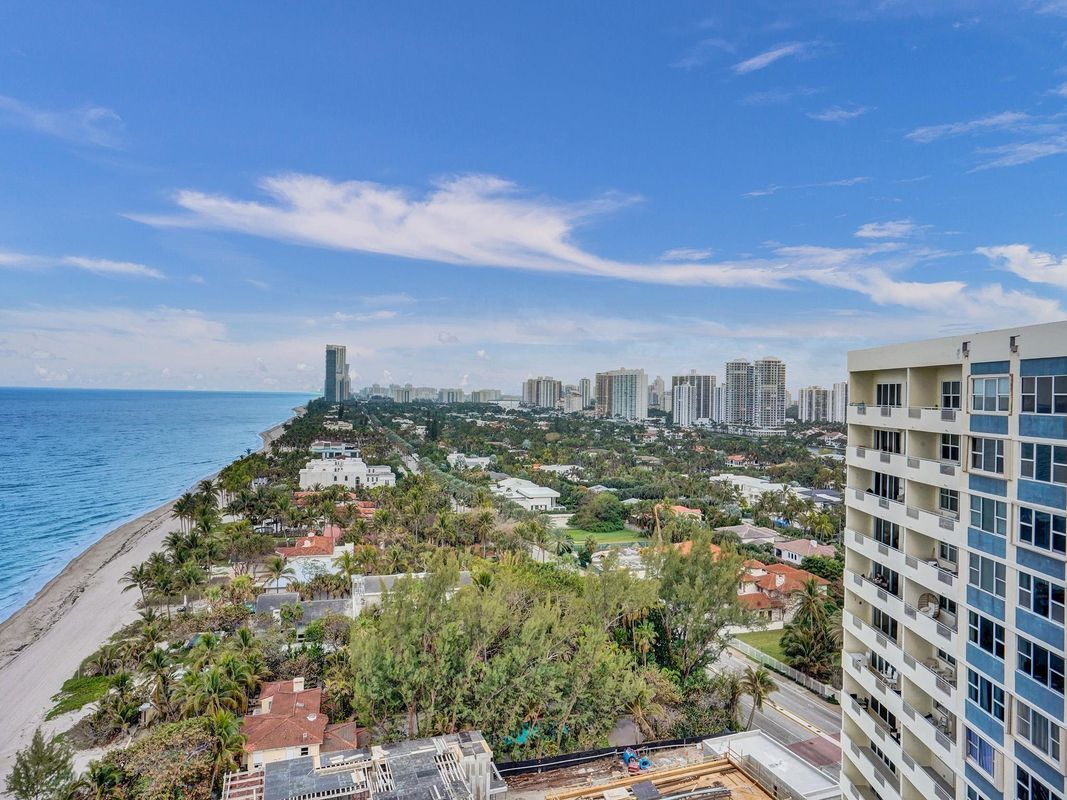 Building Photo - 3180 S Ocean Dr
