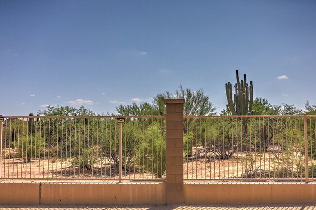 Building Photo - $750.00 MOVE-IN CREDIT TOWARDS FIRST MONTH RENT!!!!! Rancho Sahuarita