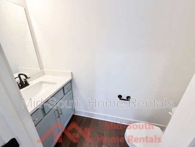 Building Photo - 5628 Draper Trail