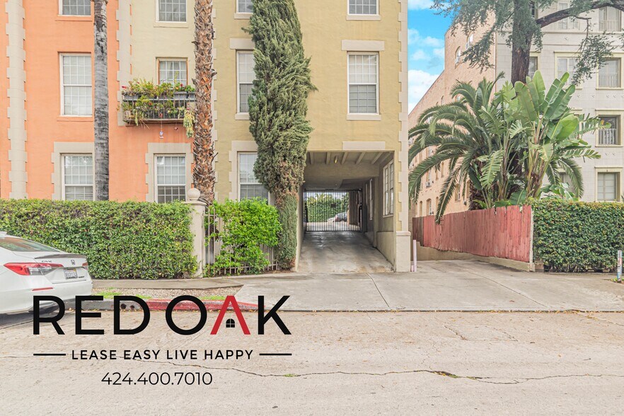 Building Photo - 5640 Franklin Ave