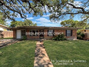 Building Photo - 4543 Cambray Dr