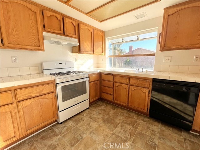 Building Photo - 34759 Lockwood Dr