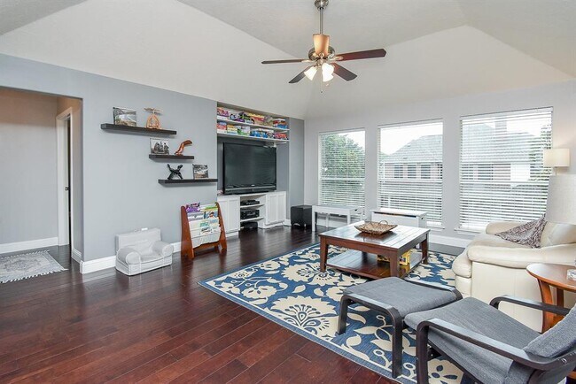 Building Photo - 4134 Starboard Shores Dr