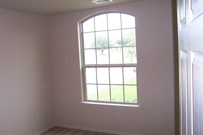 Building Photo - 3714 Rainterra Dr