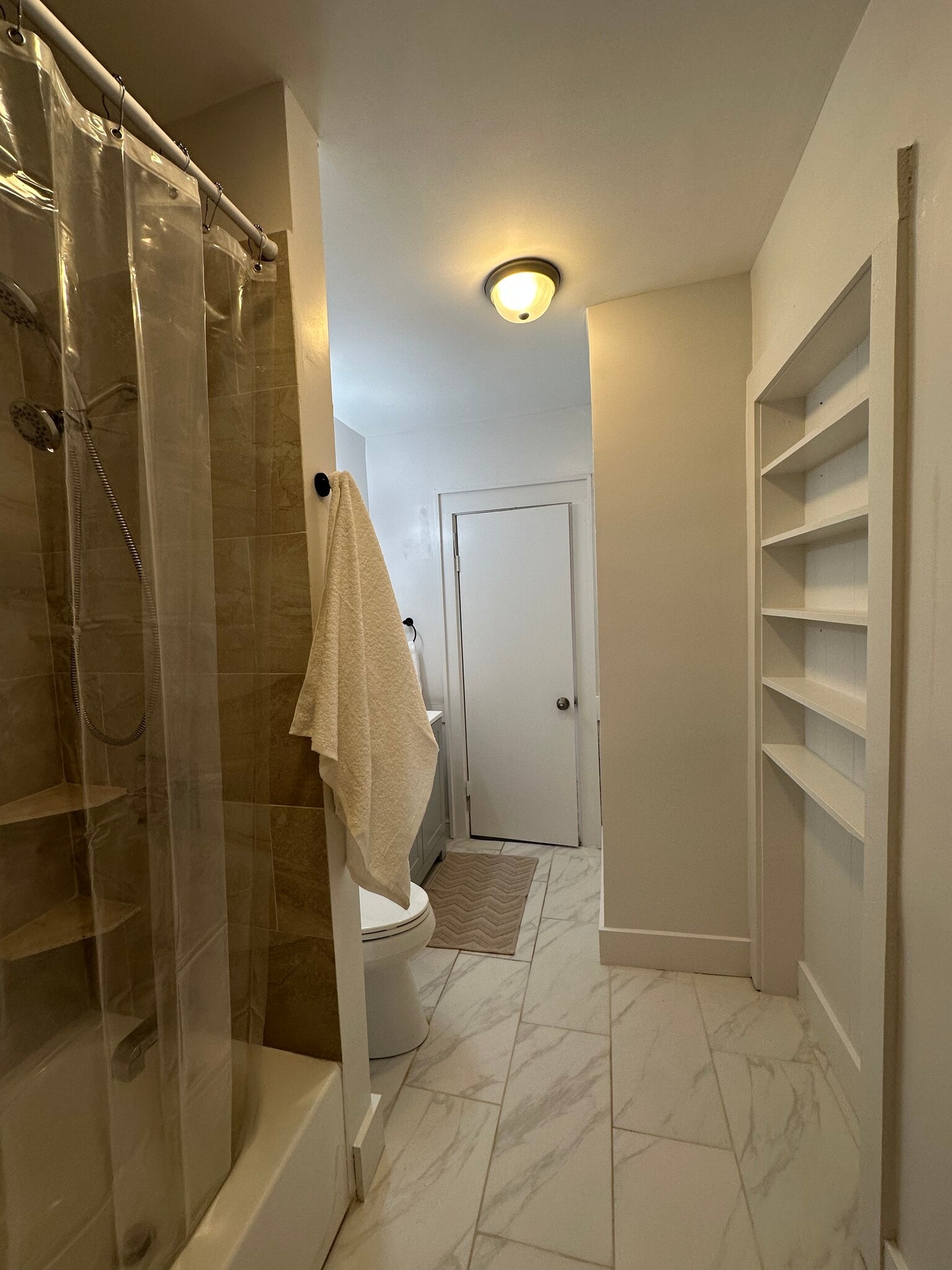 Building Photo - 12 Margerie St