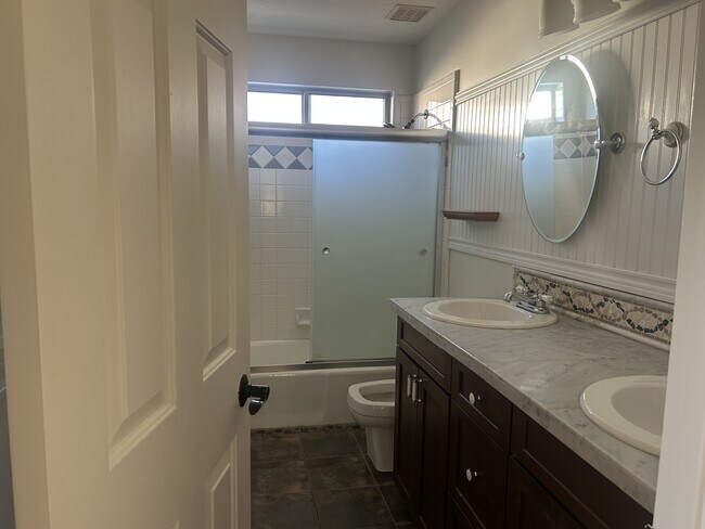 Building Photo - 11562 Cherry Knoll Cir