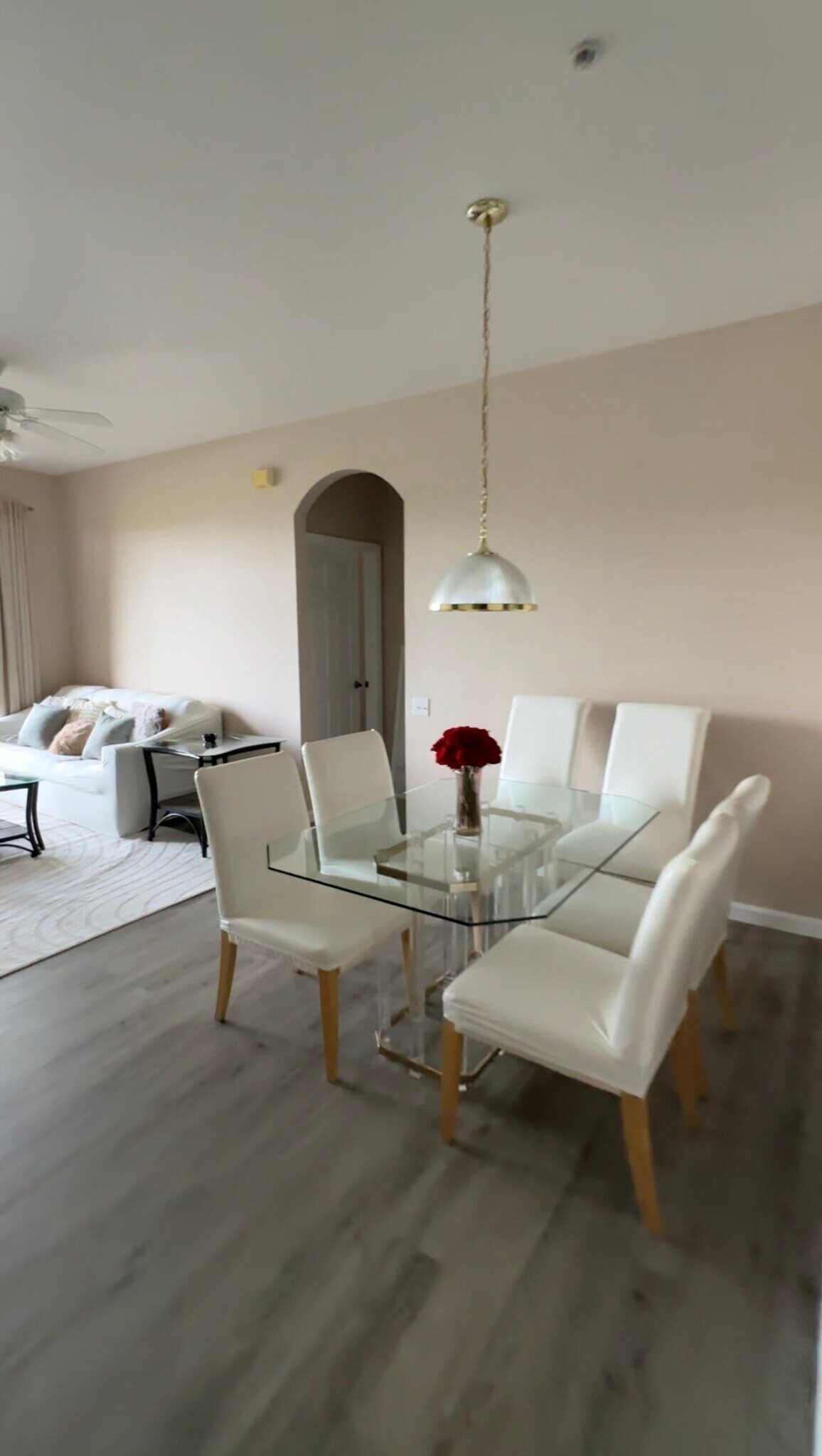 Dining area - 7123 Yacht Basin Ave