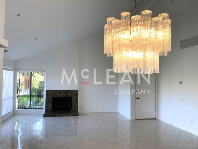 Primary Photo - Gorgeous Home in Beautiful Community