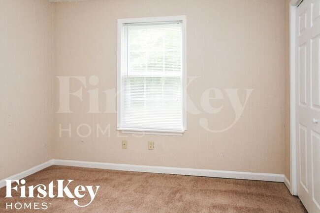 Building Photo - 11356 Cherry Tree Way