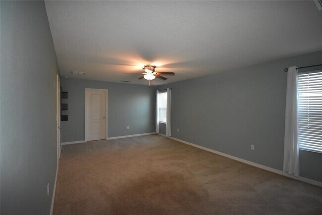 Building Photo - 13008 Sawgrass Pine Cir